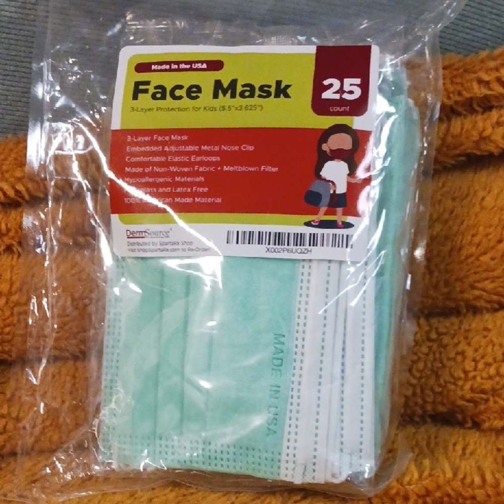 Kids Face Mask - Green - 25 Count